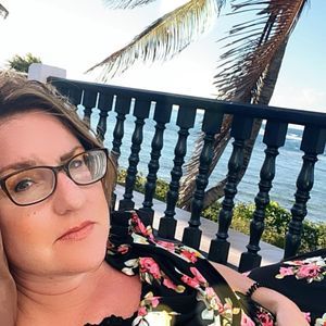 Meet your Posher, Toni